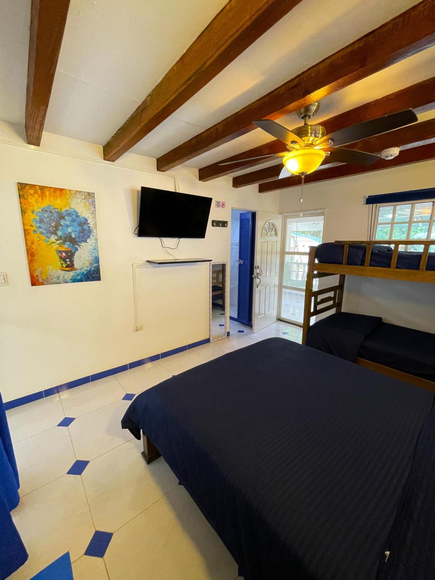 Hostal Paraiso مينسا المظهر الخارجي الصورة