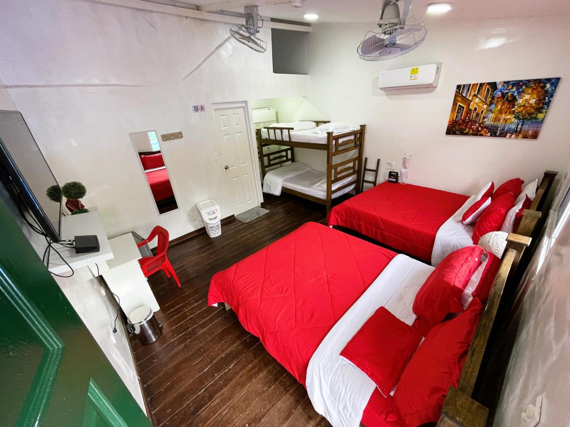 Hostal Paraiso مينسا المظهر الخارجي الصورة